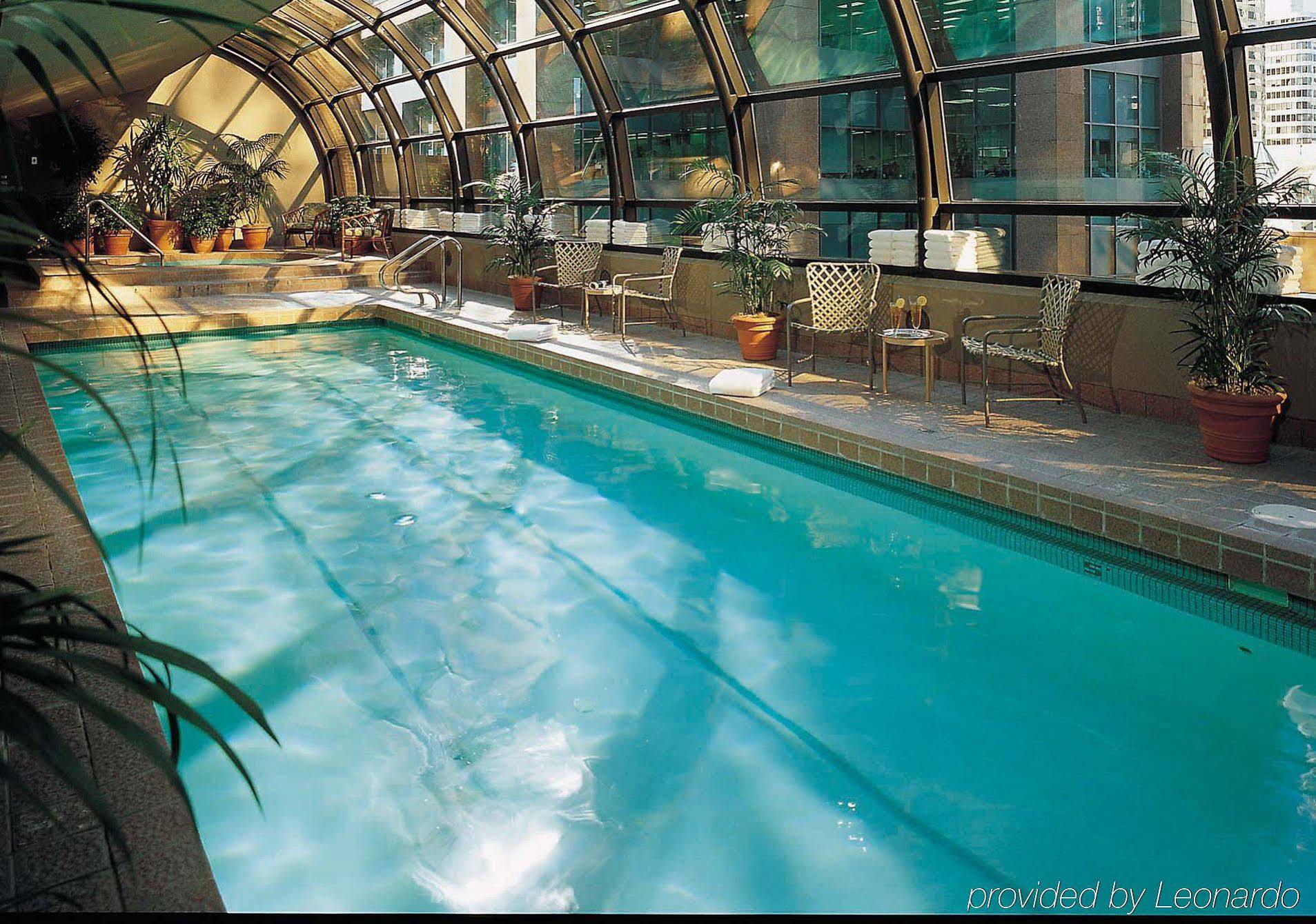 Metropolitan Hotel Vancouver Exteriér fotografie